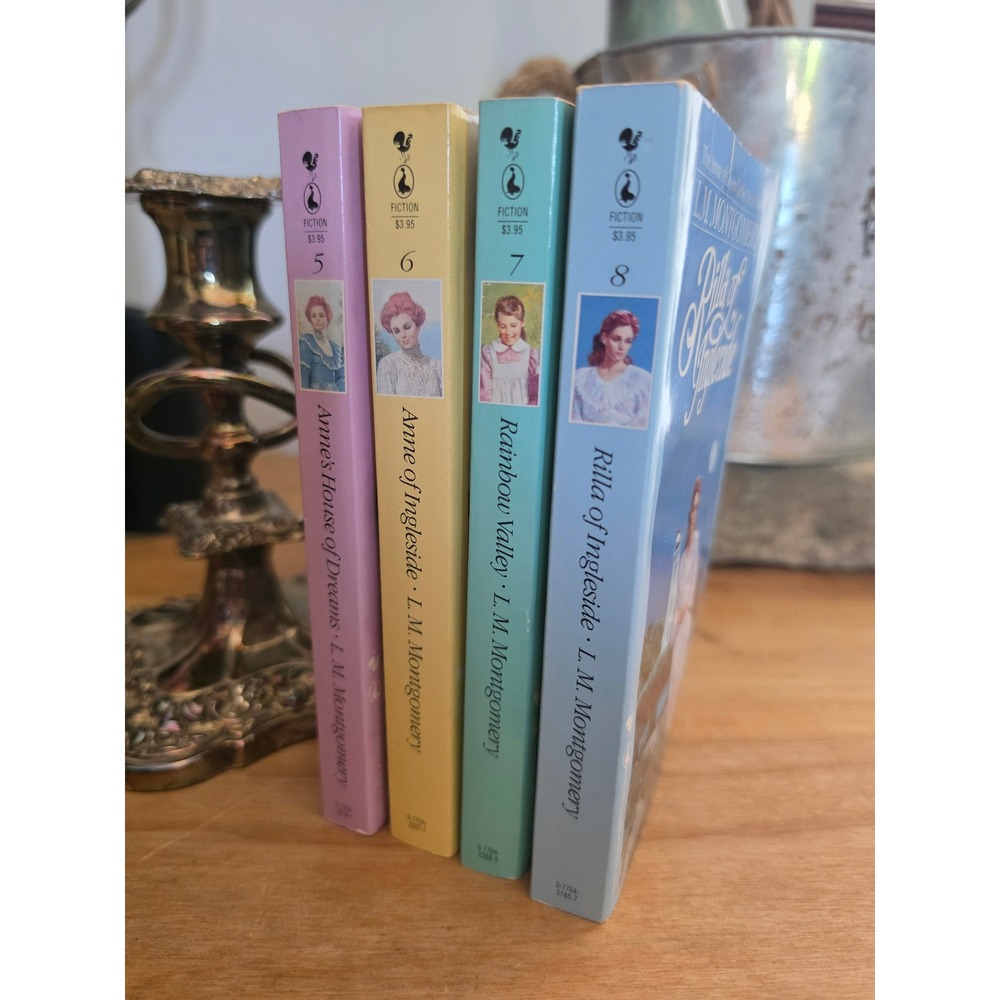 Vintage Anne of Green Gables Books 5-8 Lot L.M. Montgomery Pastel Paperbacks
